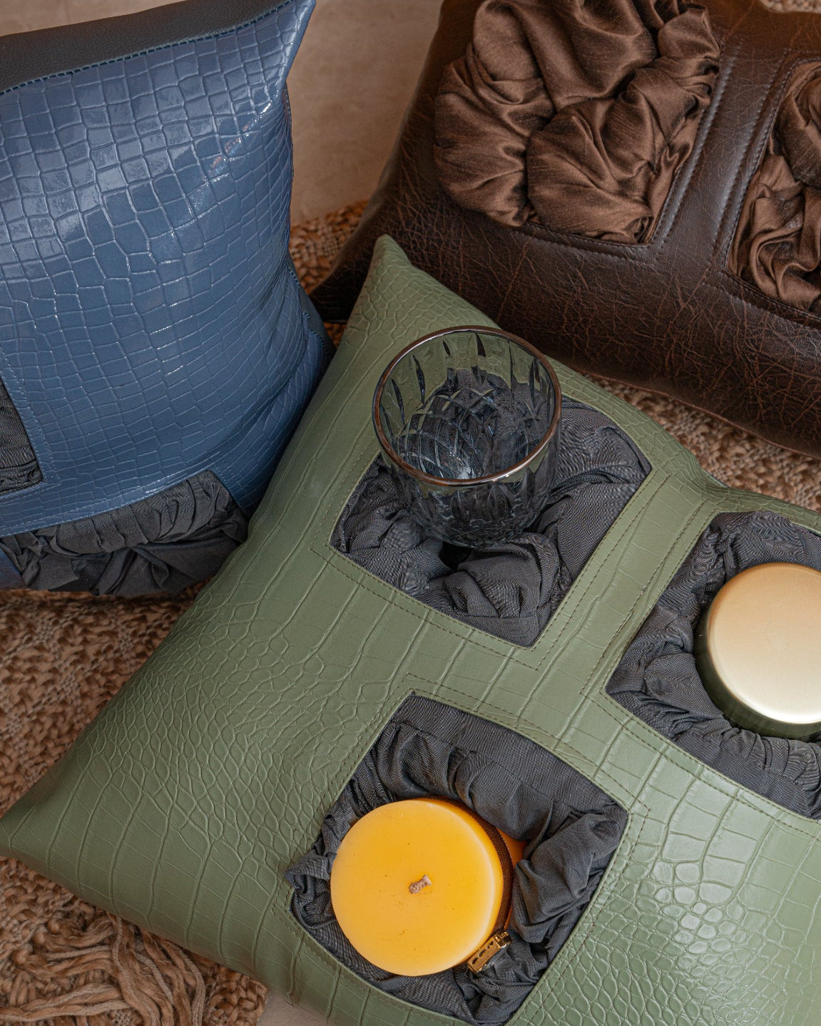 Lappy Snacky – Multipurpose Cushion Tray for Snacks & Work | Perfect Gift!